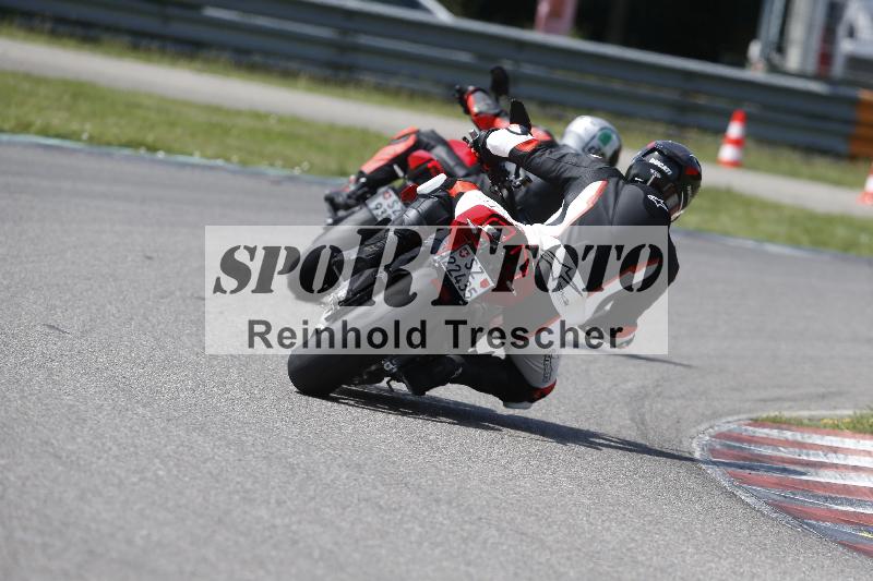 /27 12.06.2025 Ducati Schweiz Trackday Warmup  ADR/gelb-jeaune/backside